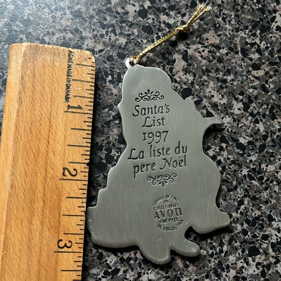 Avon 1997 Santa’s List ornament - Picture 3 of 3